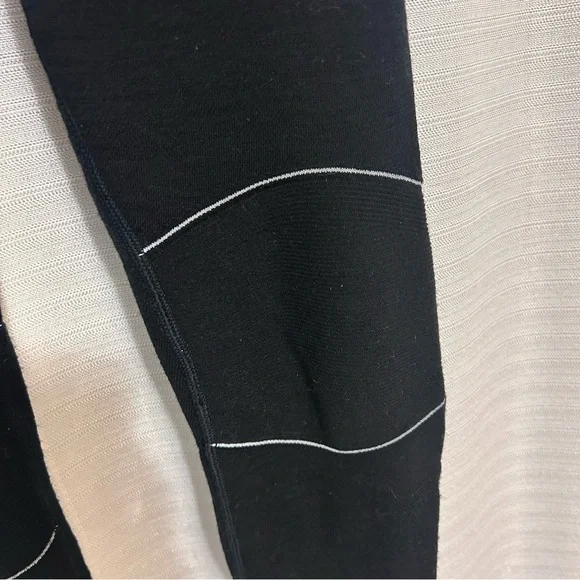 Smartwool Black Base Layer Intraknit - Picture 4 of 5